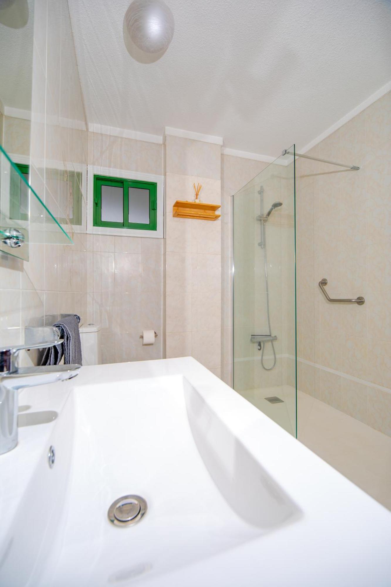 1 Bedroom For 4 People With Pool Puerto De La Cruz Luaran gambar